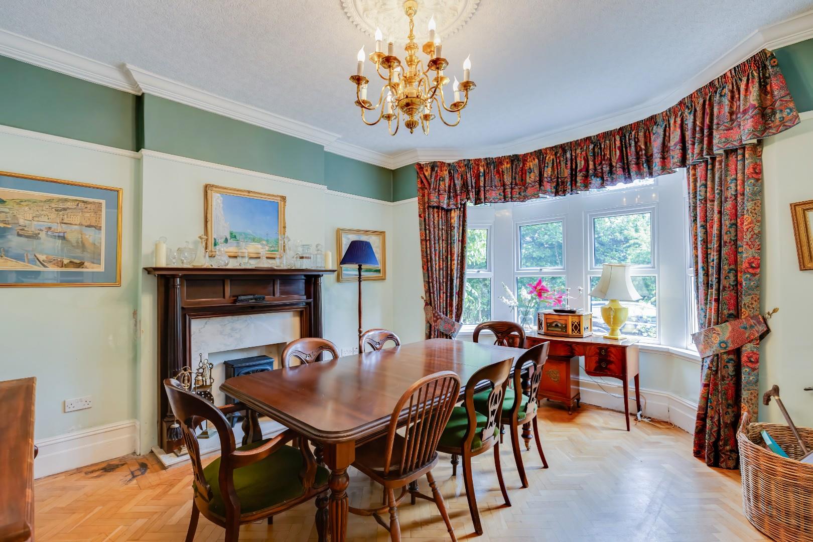 Downside House, Cattery & Equestrian Facilities, Sully Road, Penarth, CF64 2TR